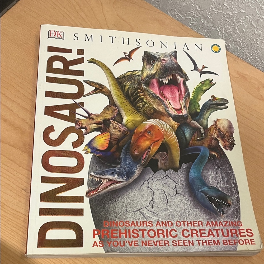 Smithsonian Dinosaur Book collectible